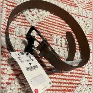 Zara simple brown belt M
